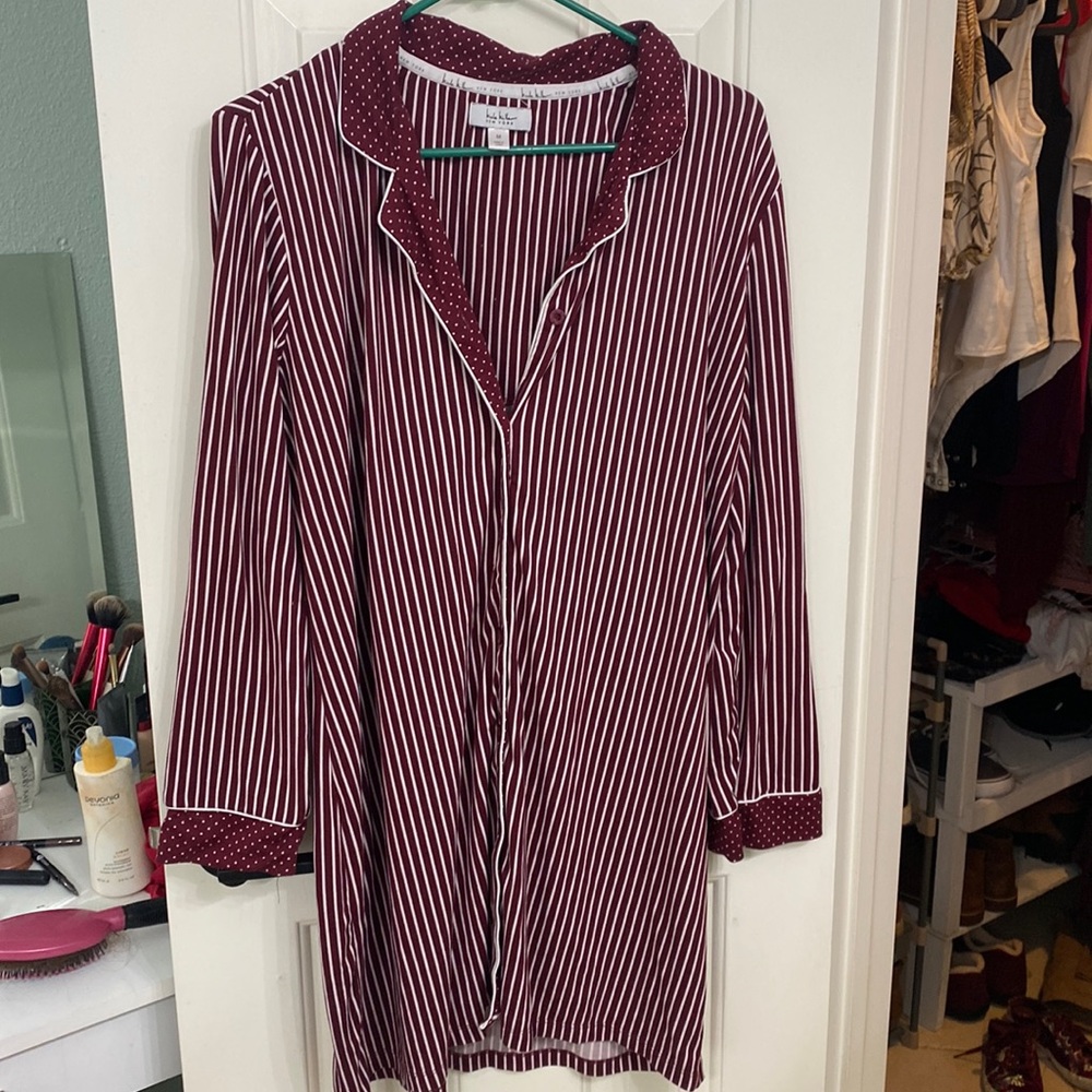 Nicole Miller sleeping dress size medium